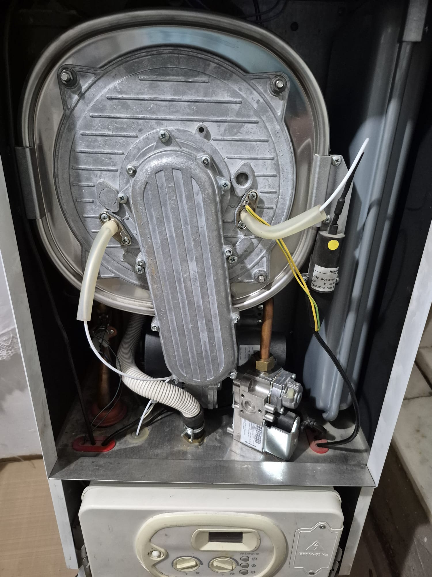 Bingöl petek temizliği ekip çalışması